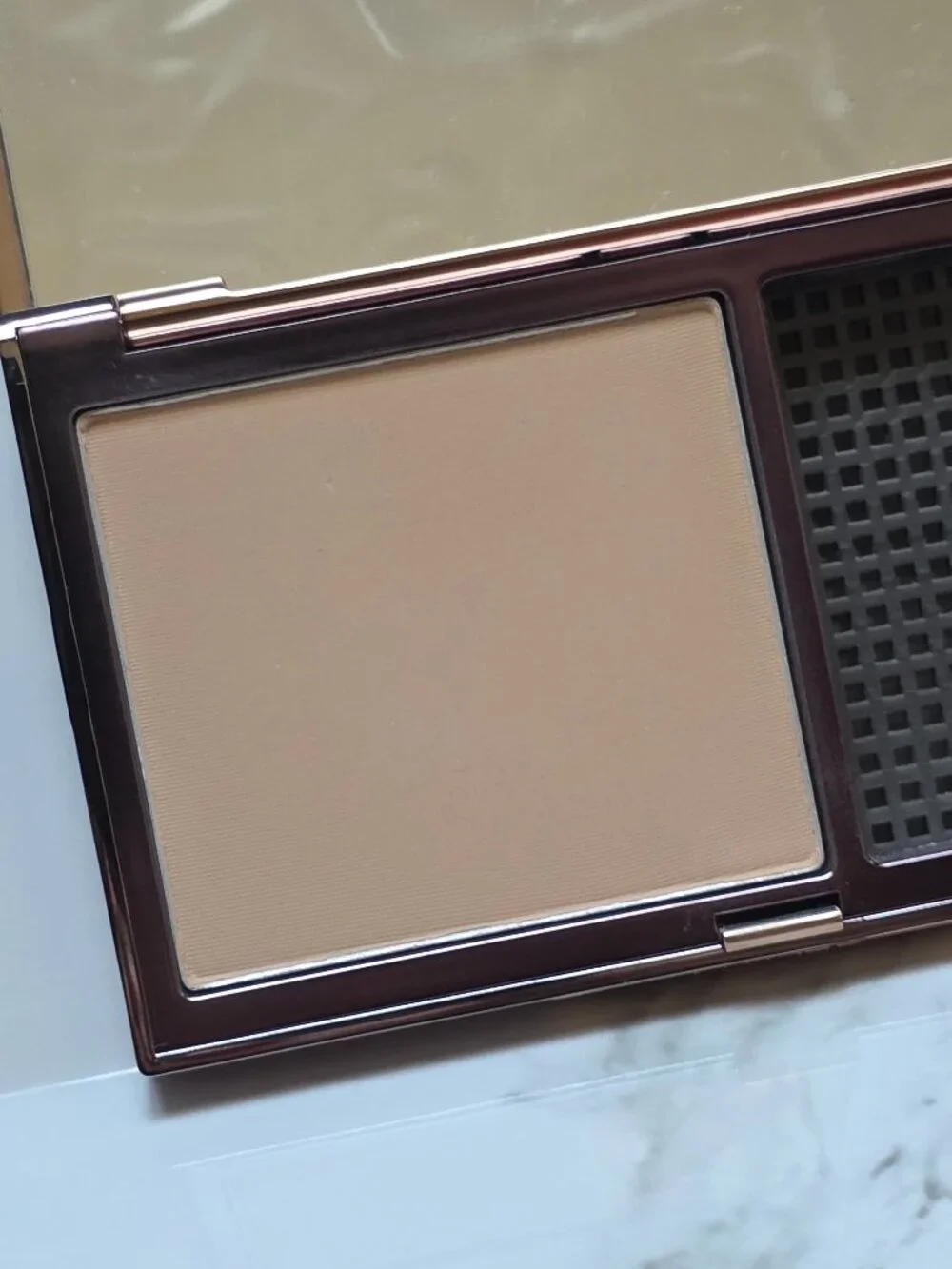 Urban Decay FAIR NEUTRAL Naked Skin Ultra Definition Powder Foundation